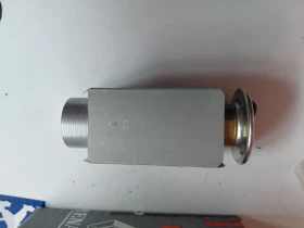 5001833352 Нов оригинален разширителен клапан  RENAULT  50 01 833 352, снимка 3