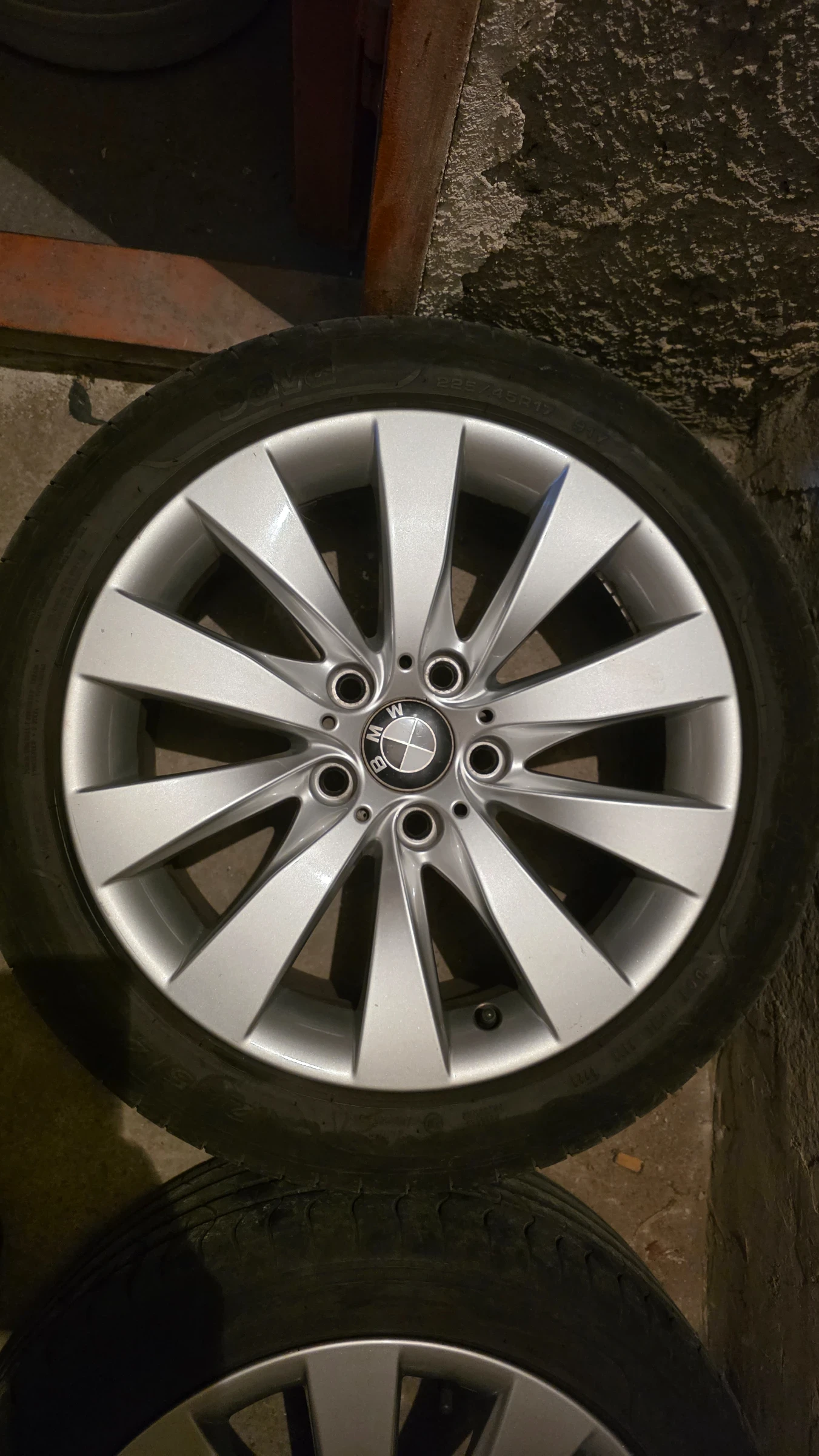Гуми с джанти Sava 225/45R17