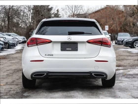 Mercedes-Benz A 250 * LOW KM* PANO* NO ACCIDENT* CARPLAY* , снимка 5