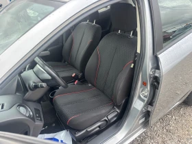 Mazda 2 1.3-80кс, снимка 7