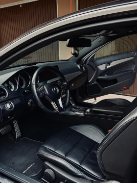 Mercedes-Benz C 250 1.8, 204 кс, снимка 11