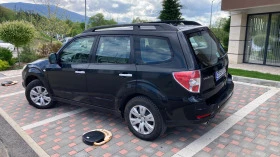 Subaru Forester 2.0i 4x4 NAVI Газ-бензин, снимка 5