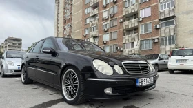 ������ Mercedes-Benz E 320