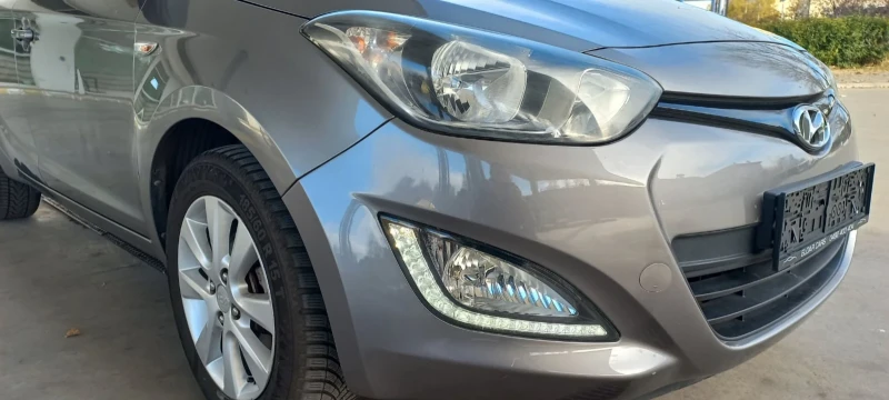 Hyundai I20 1.25i, снимка 10 - Автомобили и джипове - 48104973