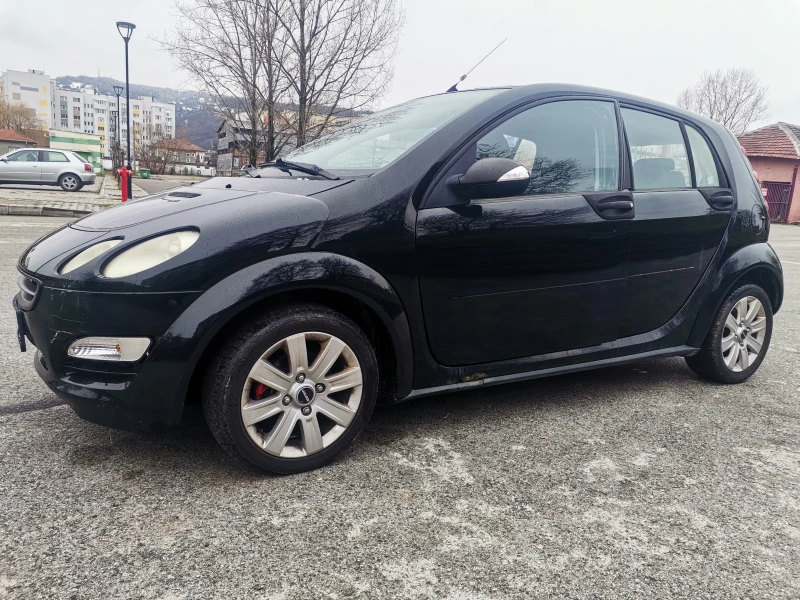 Smart Forfour 1.1  i, снимка 3 - Автомобили и джипове - 48472131