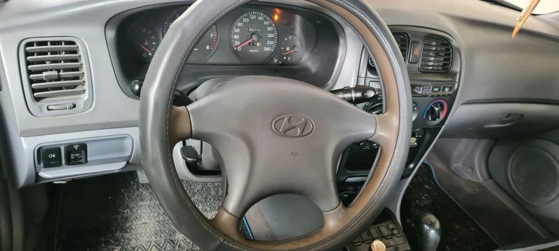 Hyundai Sonata, снимка 7 - Автомобили и джипове - 48927238