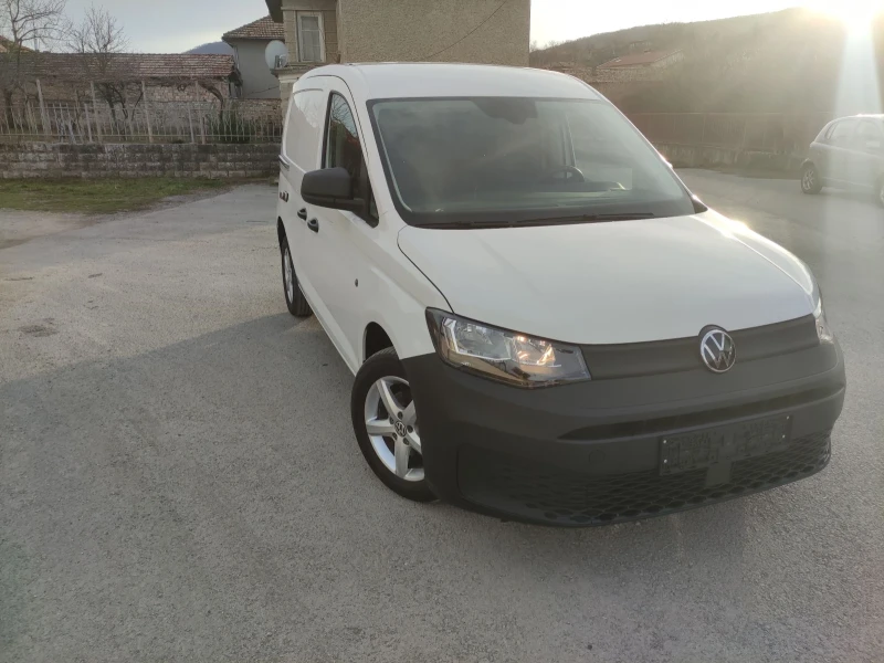 VW Caddy, снимка 4 - Автомобили и джипове - 48957290