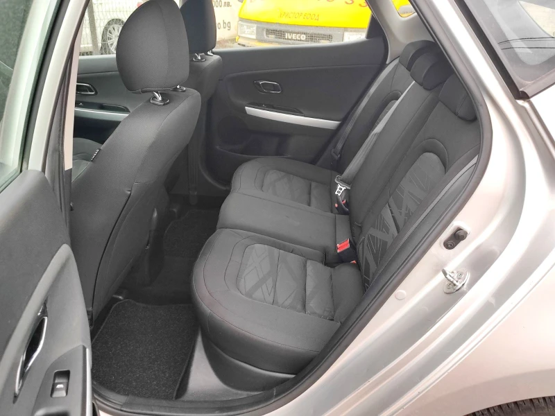 Kia Ceed 1.6 CRDI* EURO5B, снимка 10 - Автомобили и джипове - 52077336