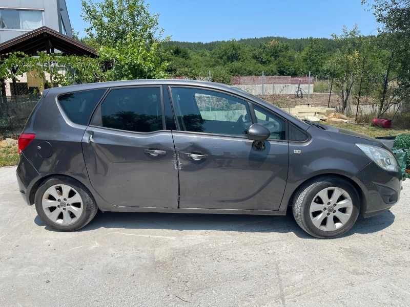 Opel Meriva  2011 1.4 100kс, снимка 4 - Автомобили и джипове - 52929385