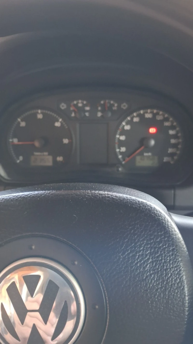 VW Polo 1.4 TDI  Регистрирано !!!, снимка 9 - Автомобили и джипове - 52078506