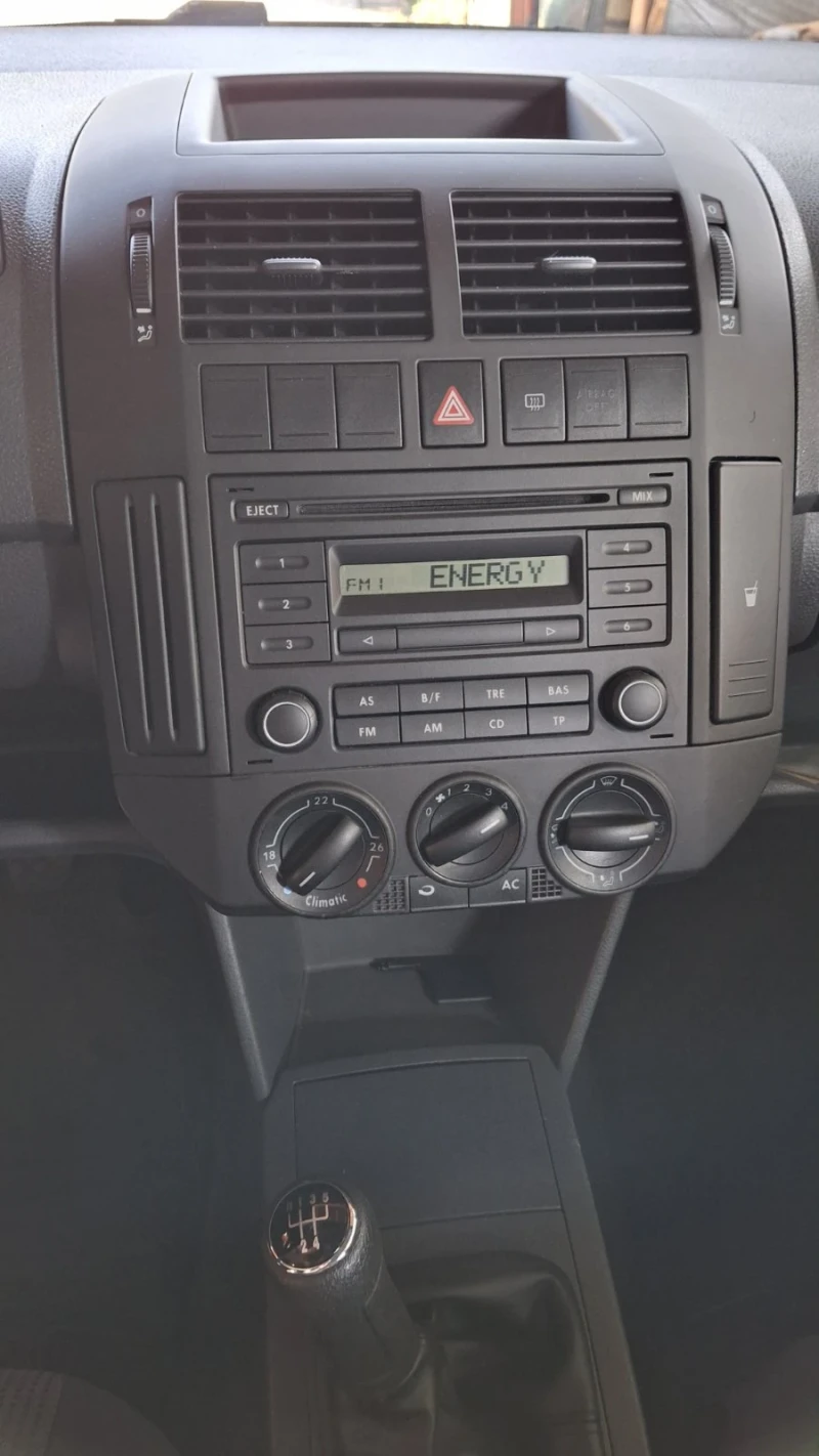 VW Polo 1.4 TDI  Регистрирано !!!, снимка 8 - Автомобили и джипове - 52078506