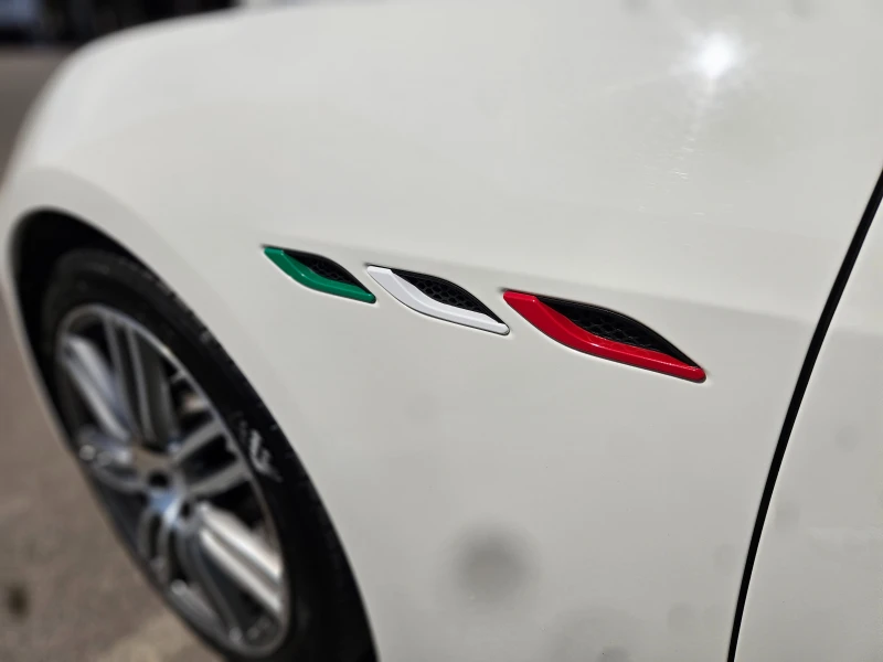 Maserati Ghibli пълна история, карбон, HARMAN KARDON, снимка 9 - Автомобили и джипове - 52676120