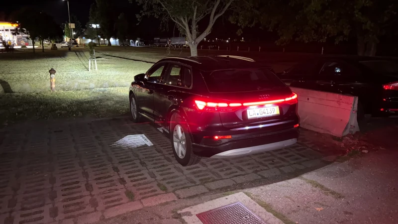 Audi Q4 Audi Q4 50 E-Tron 82Kwh Батерия , снимка 3 - Автомобили и джипове - 51738469