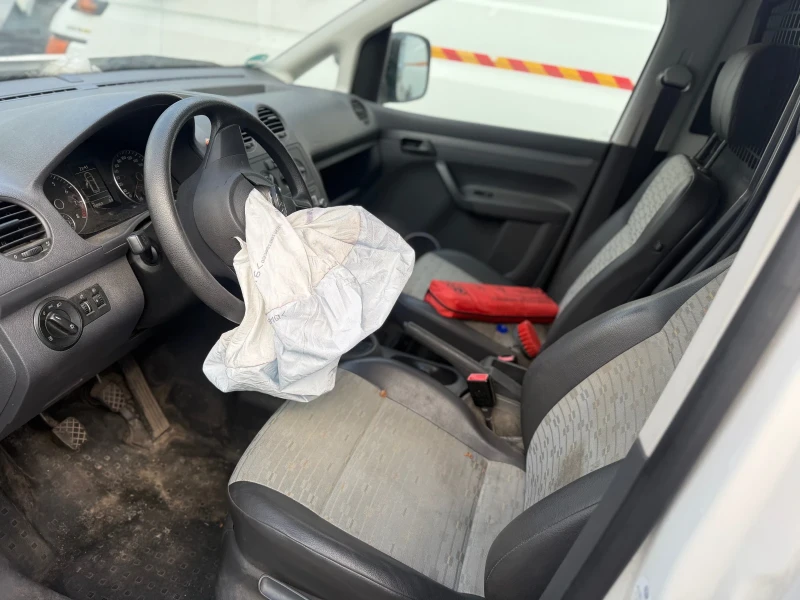 VW Caddy 2.0 Метан, снимка 8 - Автомобили и джипове - 52211223