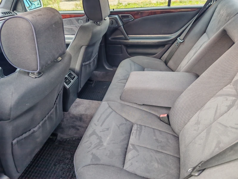 Mercedes-Benz E 220 W210 Elegance, снимка 9 - Автомобили и джипове - 53000469