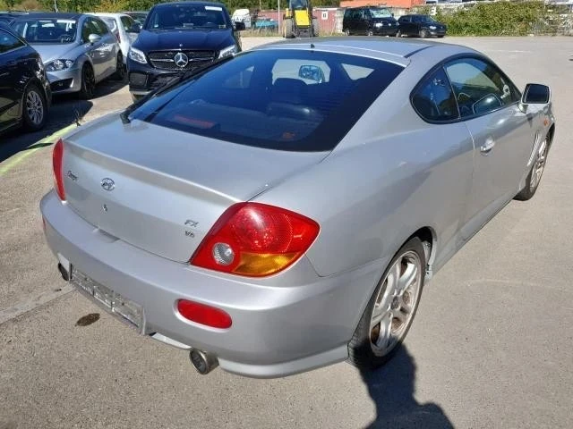 Hyundai Coupe 2.7 V6, снимка 4 - Автомобили и джипове - 47487005