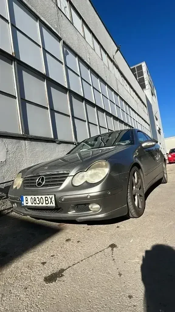 Mercedes-Benz C 200 kompressor, снимка 1 - Автомобили и джипове - 48443212