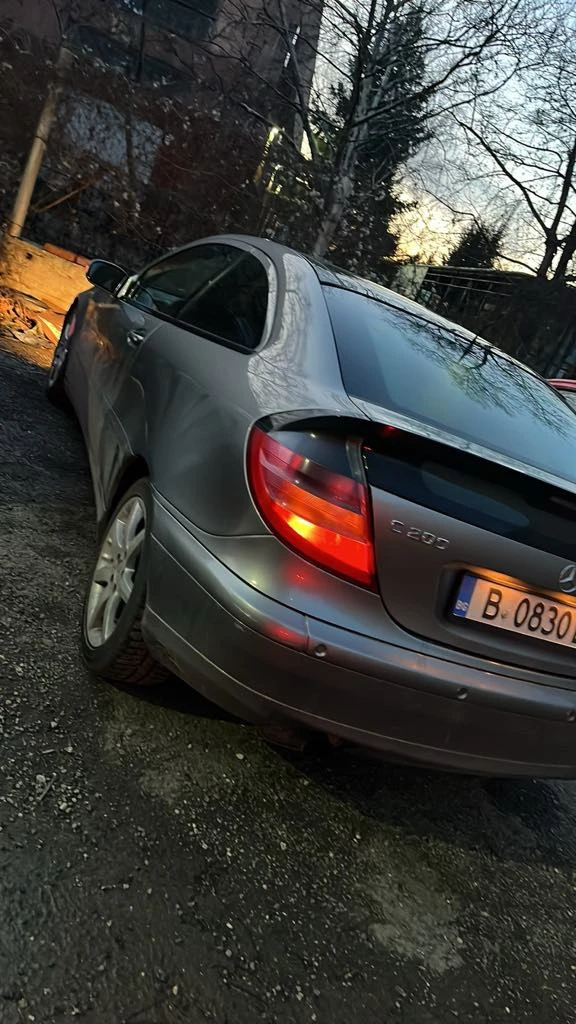 Mercedes-Benz C 200 kompressor, снимка 9 - Автомобили и джипове - 48443212