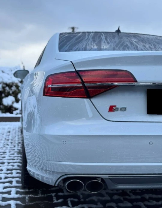 Audi S8 4.0TFSI Quattro, снимка 3 - Автомобили и джипове - 52739647