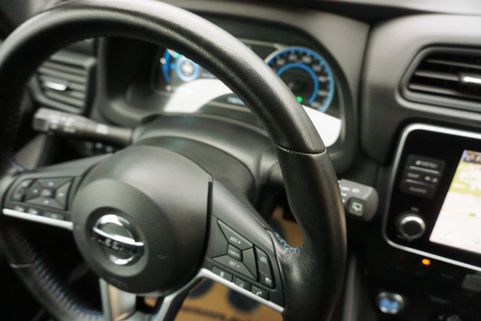 Nissan Leaf  | Mobile.bg   13