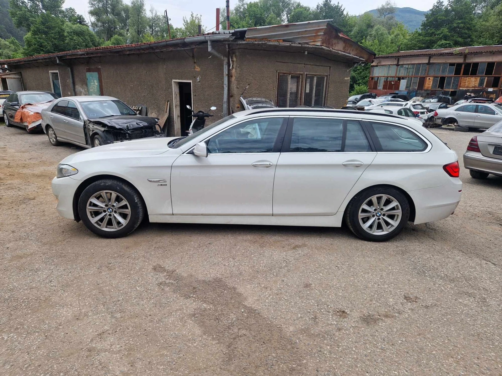 BMW 525 4бр. XD Xenon 525/530XD - изображение 10