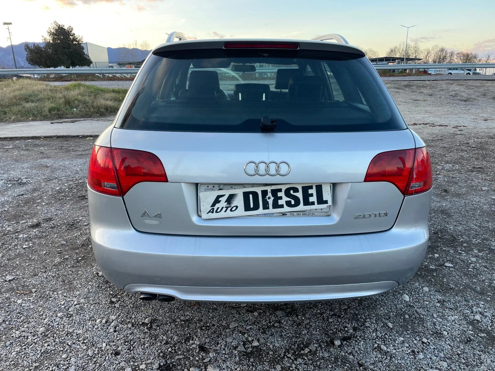 Audi A4 2.0TDI-S-LINE-ITALIA - изображение 10