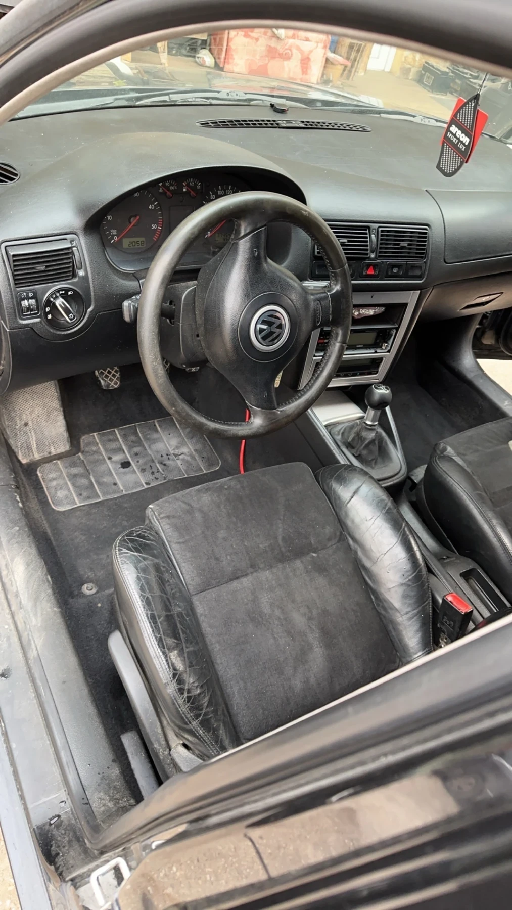 VW Golf  - изображение 8