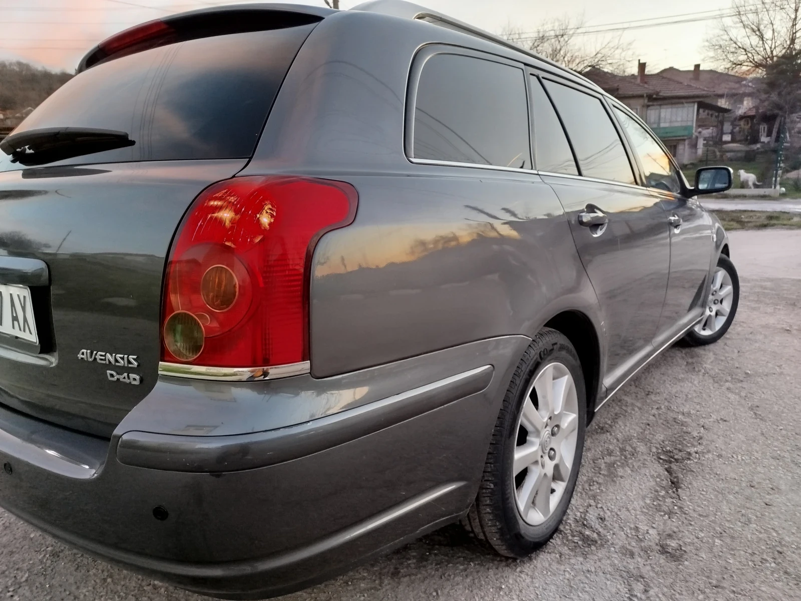 Toyota Avensis  - изображение 7