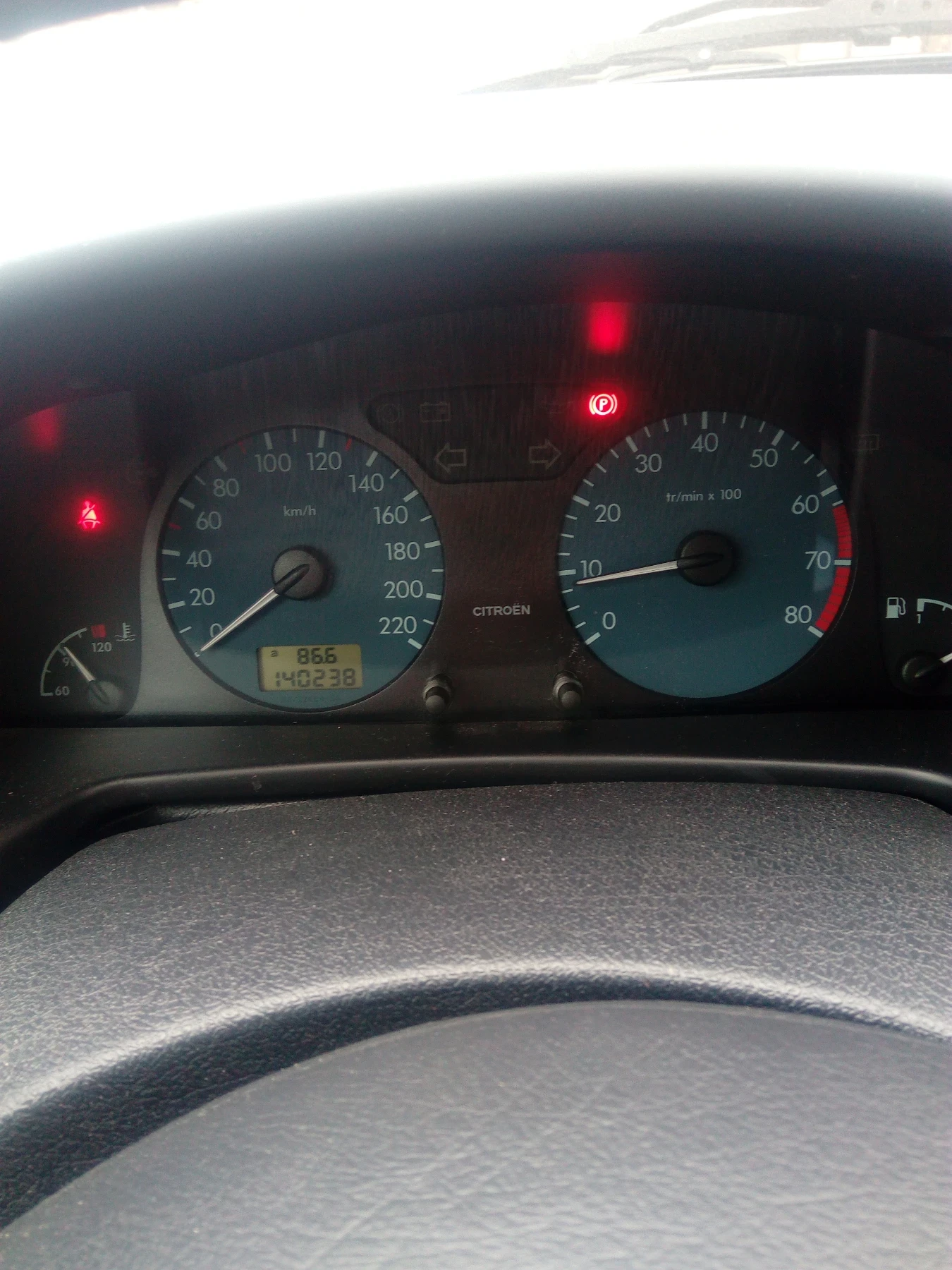 Citroen Xsara 1.6i Exclusive + LPG - изображение 5