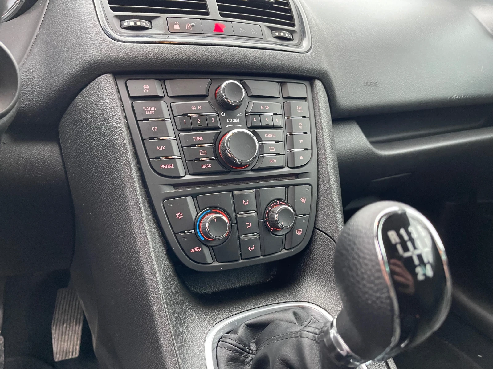 Opel Meriva MERIVA B 2011 1.4 100kс транзитни и гражданска - изображение 7