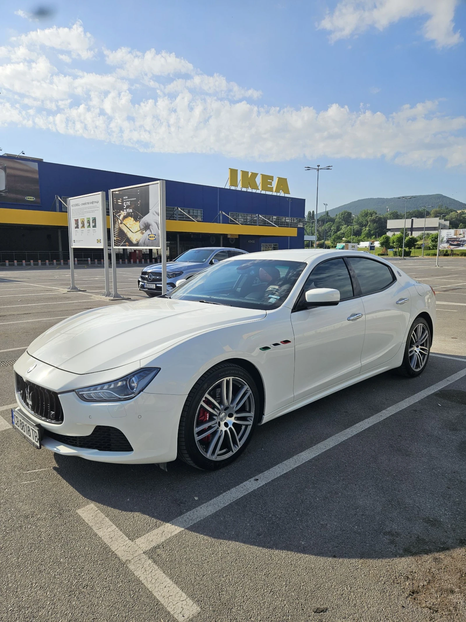 Maserati Ghibli пълна сервизна история, вс.платено, снимка 3 - Автомобили и джипове - 53882142