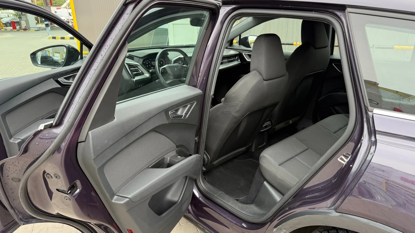 Audi Q4 Audi Q4 50 E-Tron 82Kwh   | Mobile.bg   11