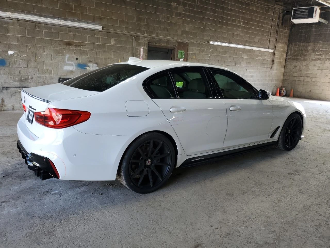BMW 540 ALPINA* ОБДУХ* МАСАЖ* KEYLESS* HARMAN* M PACK - изображение 6