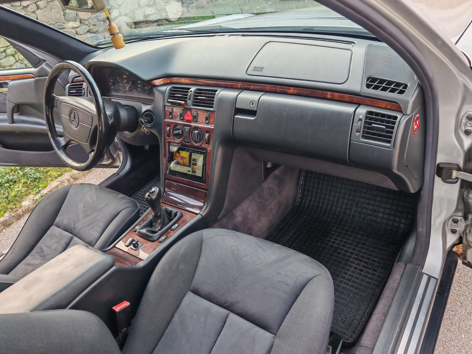 Mercedes-Benz E 220 W210 Elegance | Mobile.bg � ����������� 12