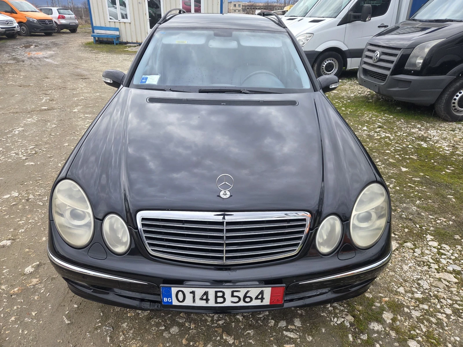 Mercedes-Benz E 270  - изображение 2