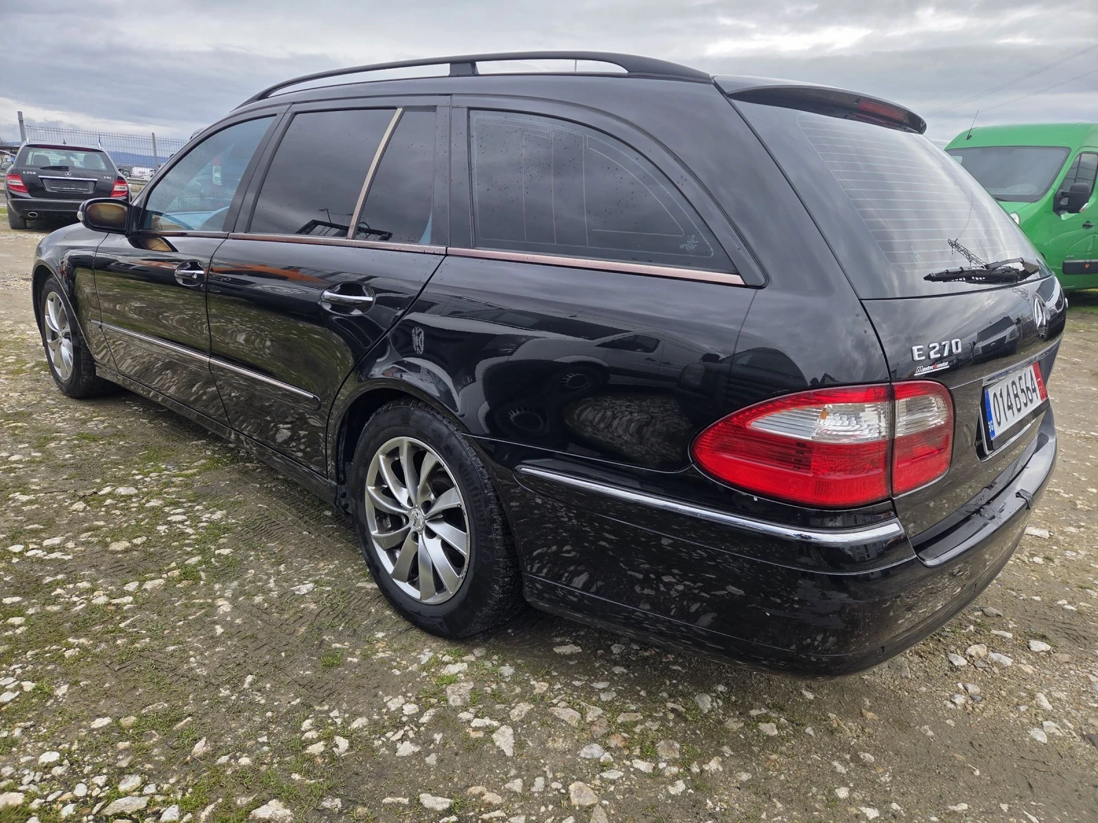 Mercedes-Benz E 270  - изображение 6