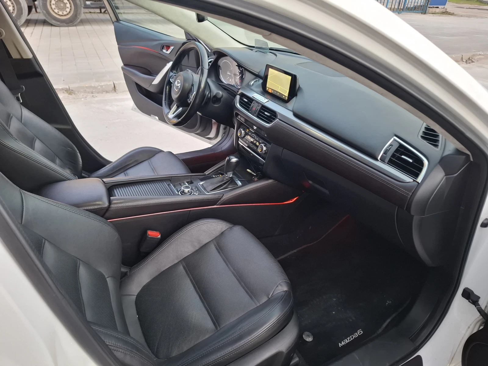 Mazda 6, снимка 12 - Автомобили и джипове - 53800573