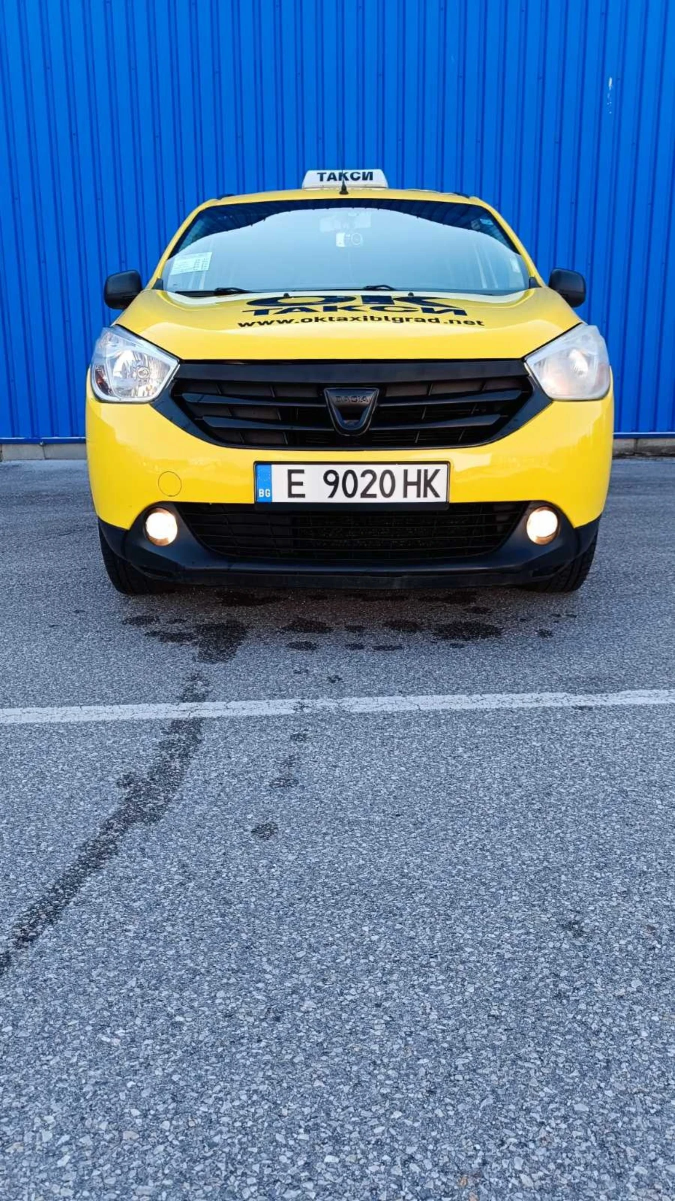 Dacia Lodgy 1.6 ГаЗ-7местен, снимка 6 - Автомобили и джипове - 53755362