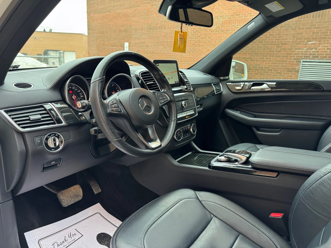 Mercedes-Benz GLS 450 * АВТО КРЕДИТ* ЦЕНА ДО БГ * СЕРВИЗНА ИСТОРИЯ * , снимка 8 - Автомобили и джипове - 53814795