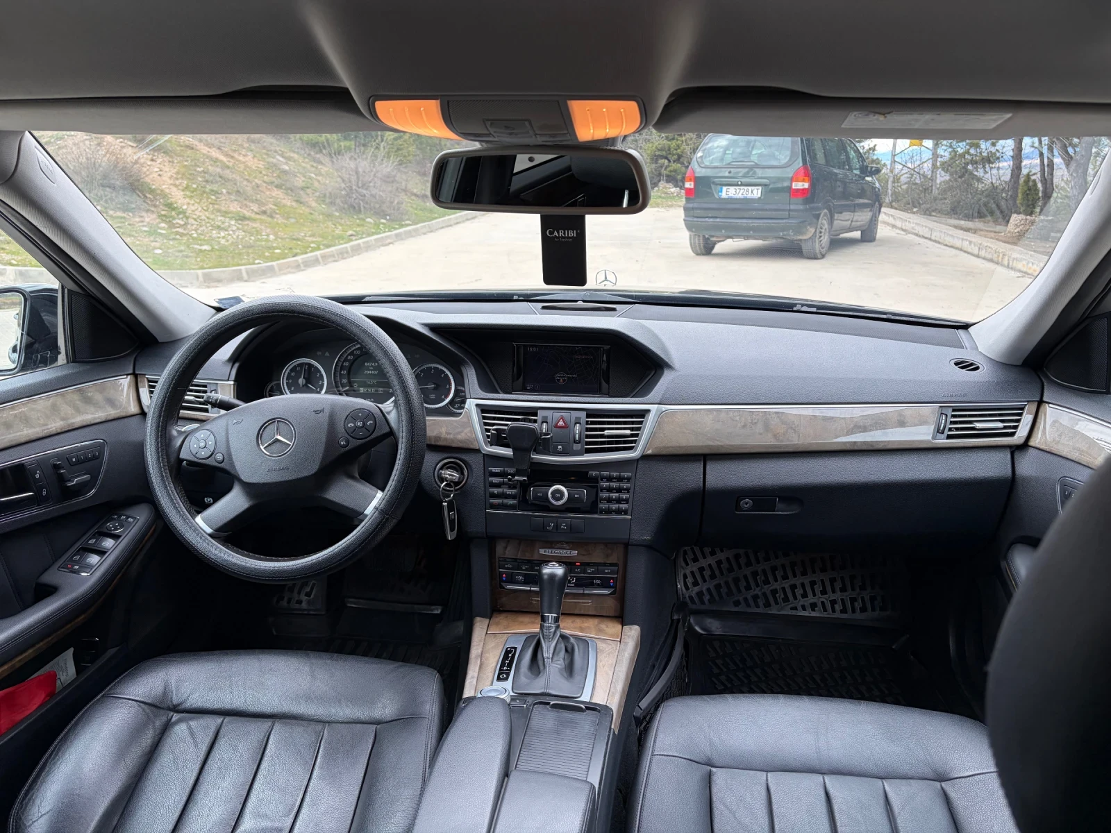 Mercedes-Benz E 250, снимка 10 - Автомобили и джипове - 54089165