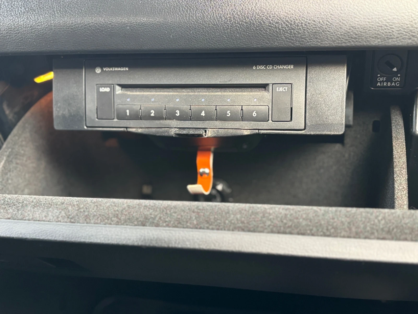 VW Passat 2.0-170кс, Автоматик, снимка 14 - Автомобили и джипове - 54097949