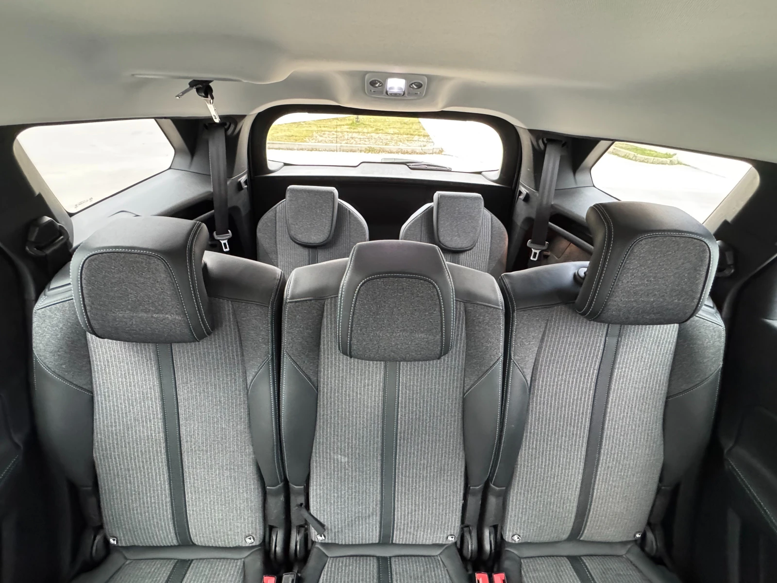 Peugeot 5008, снимка 14 - Автомобили и джипове - 54164627