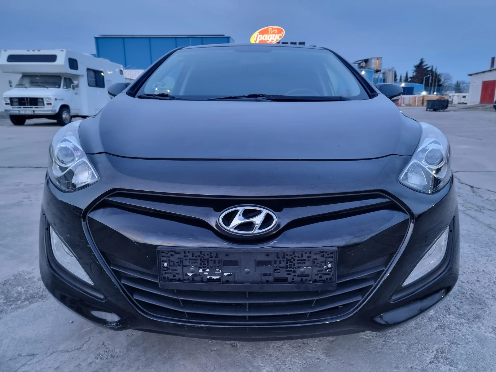 Hyundai I30 1.6Д.110КС.6СК., снимка 3 - Автомобили и джипове - 54190039