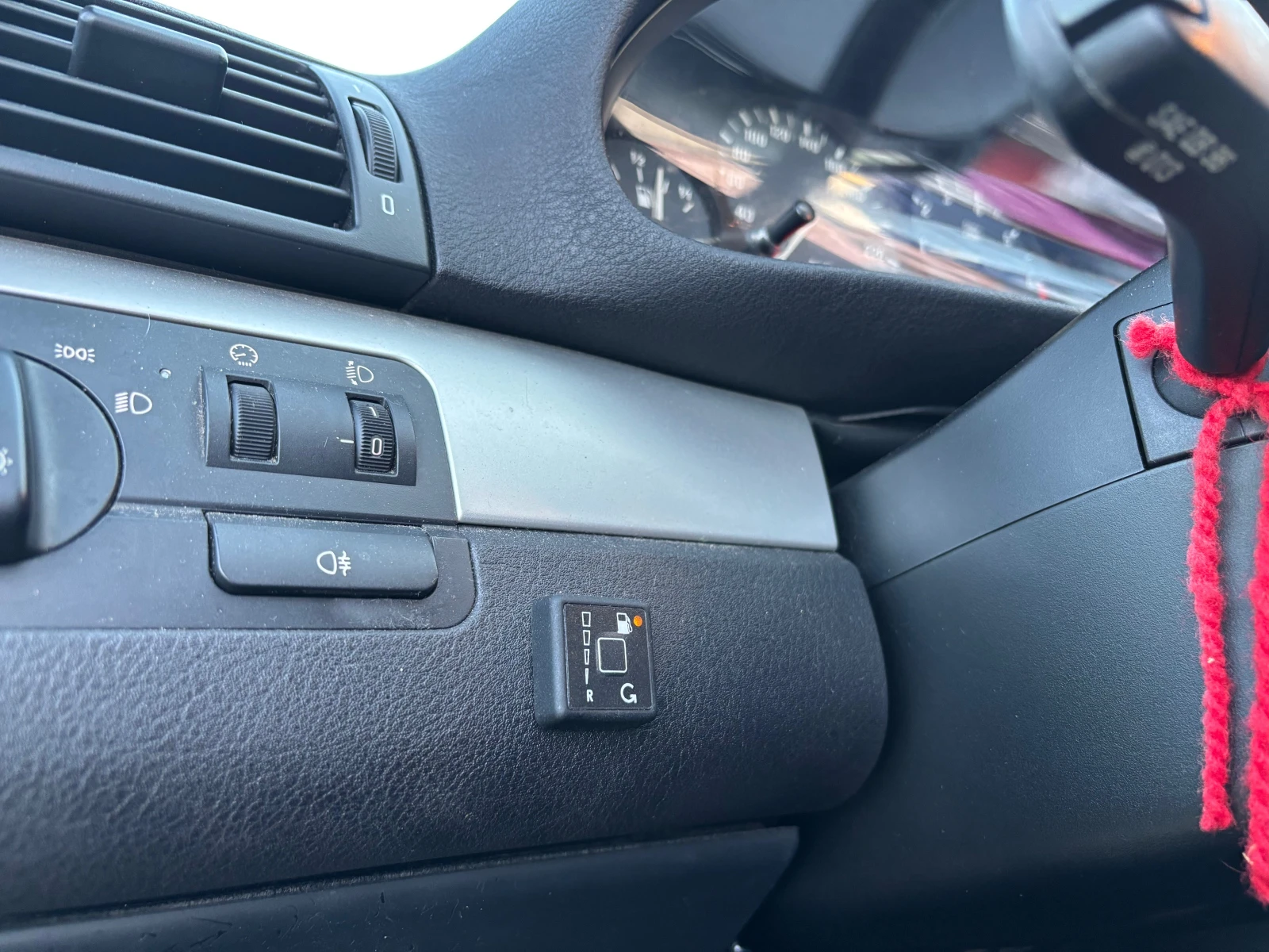 BMW 320 АВТЕНТИЧНА, снимка 12 - Автомобили и джипове - 54338679