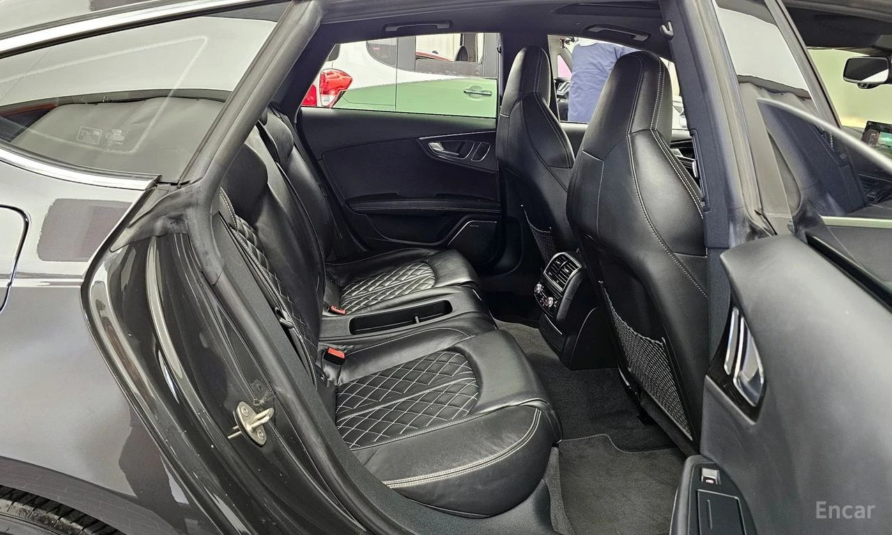 Audi S7 * 4.0TFSI* QUATTRO* ПОДГРЕВ* ШИБИДАХ* HEAD-UP* , снимка 12 - Автомобили и джипове - 54488757