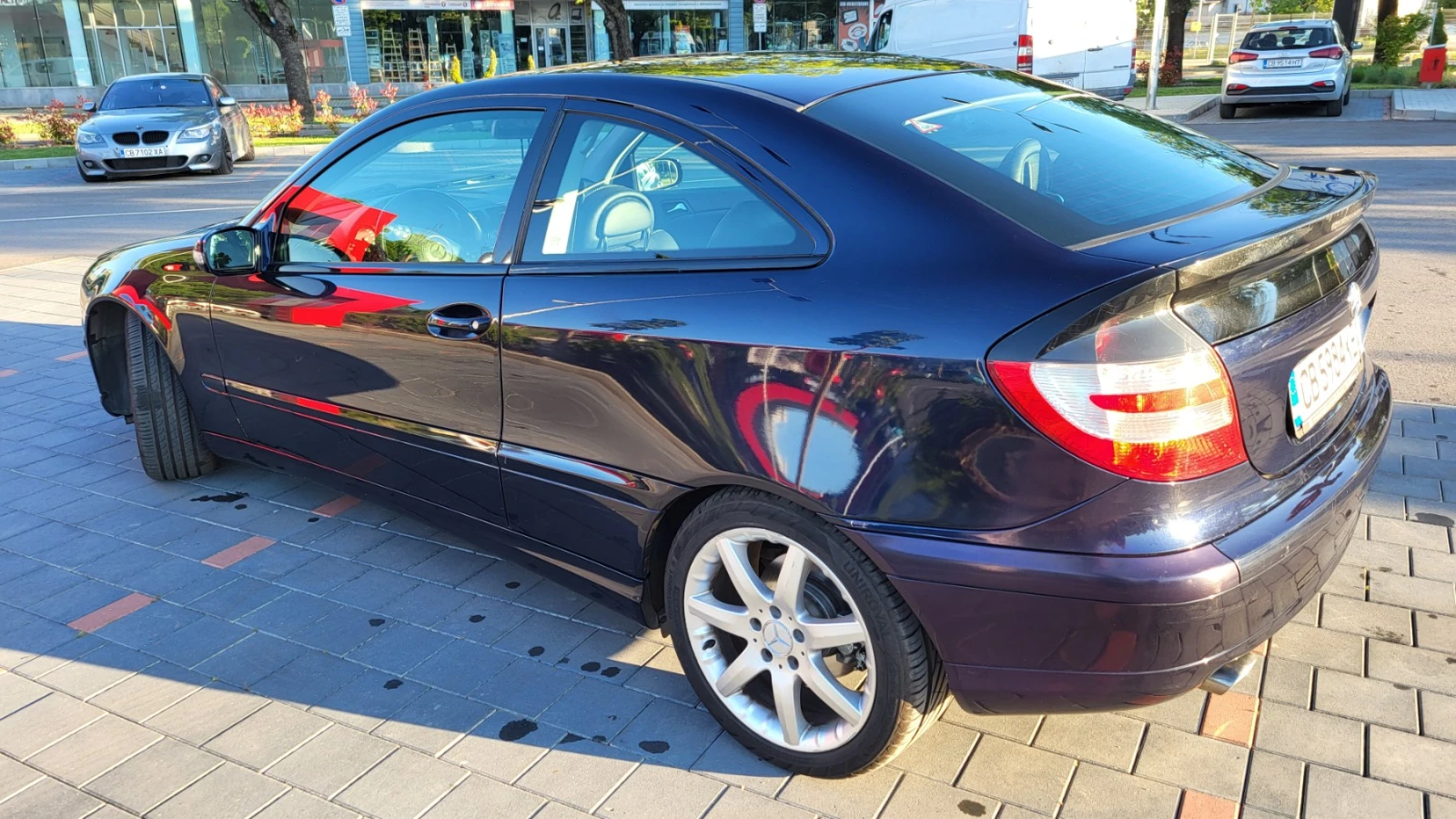 Mercedes-Benz C 200 W203 Sport Coupe, Sport edition, Кожа, Подгрев, снимка 9 - Автомобили и джипове - 54603030