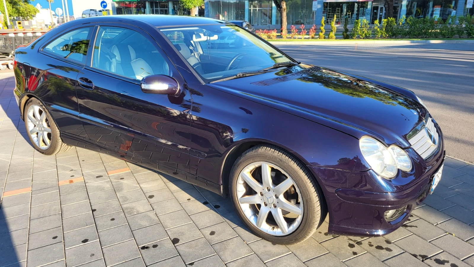 Mercedes-Benz C 200 W203 Sport Coupe, Sport edition, Кожа, Подгрев, снимка 2 - Автомобили и джипове - 54603030