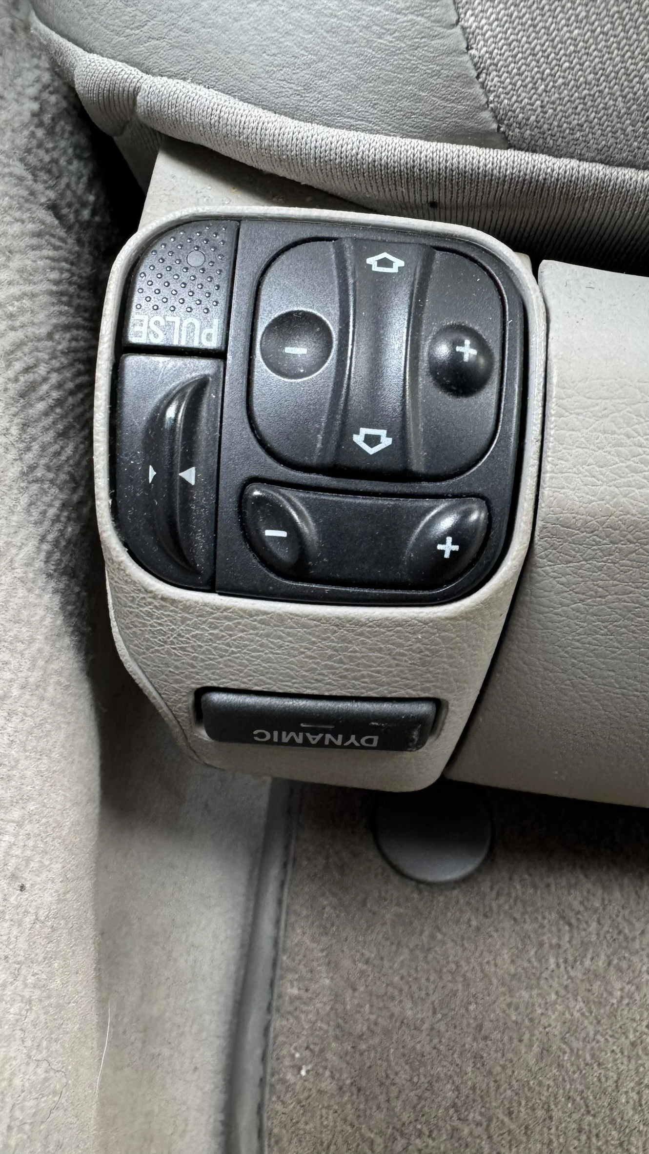 Mercedes-Benz E 320 CDI OM648, снимка 11 - Автомобили и джипове - 54608459