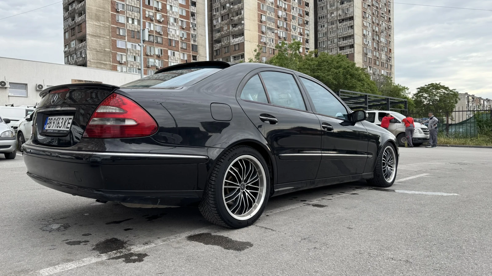 Mercedes-Benz E 320 CDI OM648, снимка 5 - Автомобили и джипове - 54608459