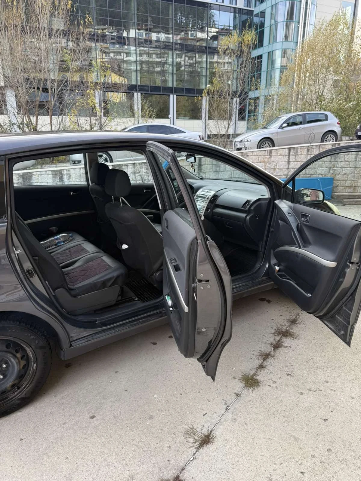Toyota Corolla verso, снимка 6 - Автомобили и джипове - 54839115